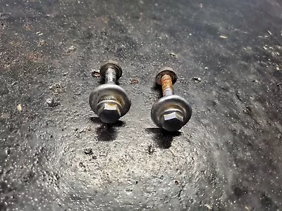 $19.99 • Buy 1984 HONDA MAGNA VF1100C VF1100 V65 Original REAR MUFFLER MOUNTS FOOTPEG BOLTS