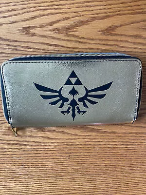 Legend Of Zelda Triforce Logo Gold And Black Zip Around Clutch Wallet • $16.25