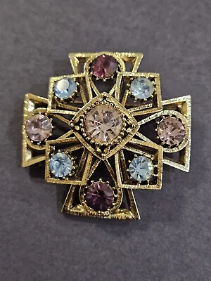 Vtg LISNER BROOCH Maltese Cross Rhinestone Layered BluePink & Purple. Gold Tone • $20