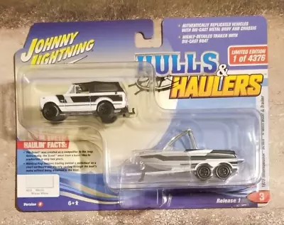 Johnny Lightning 1979 International Scout Ll With Boat & Trailer 1:64 Diecast • $17.96