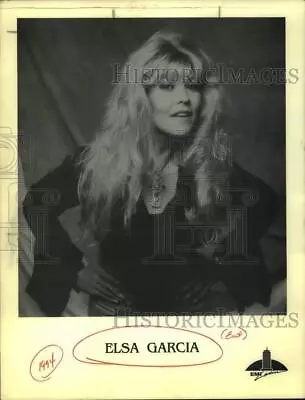 1994 Press Photo Entertainer Elsa Garcia In Closeup Portrait - Sap10320 • $15.99