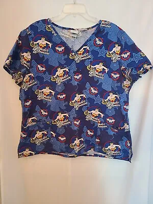 XL Wonder Woman Scrub Top • $6