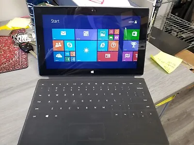 Microsoft Surface RT 1516 - 9 • $39
