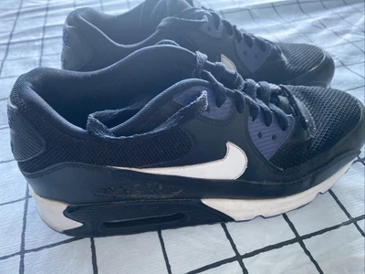 $50 • Buy Nike Air Max Size 10