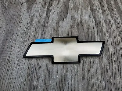 OEM GM NEW CHEVROLET Bow Tie Grille Grile Emblem Badge  • $29.99