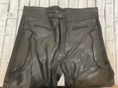 Men's Heavyweight Leather Motorbike Motorcycle Biker Black Trousers UK 44W 31L.R • £45