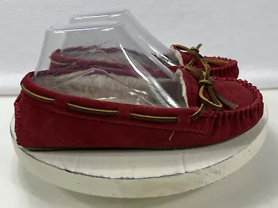 Minnetonka Red Faux Fur Womens Size 7 Lined Suede Flats Moccasin Slippers Shoes • £28.90