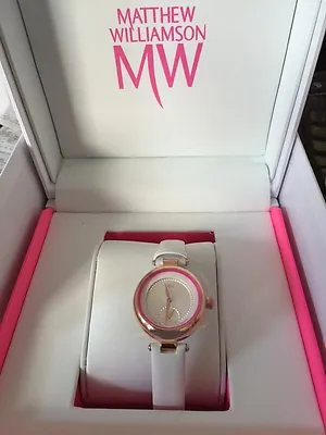 Matthew Williamson White Dial Pink Inlay White Strap Watch. • £39.99