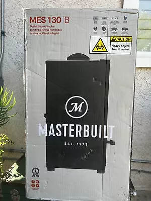 Masterbuilt MES 130B Electric Smoker Vertical Digital 4 Racks Outdoor Cooking • $215.99