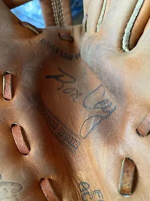 Vintage MacGregor Baseball Glove Ron Cey Authograph Model Fielders Glove • $13.97