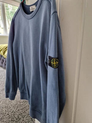 £27 • Buy Stone Island Jumper Junior