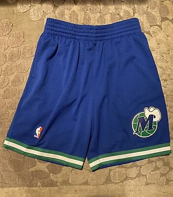 Mitchell & Ness Dallas Mavericks 1998-99 Authentic Mens Size Medium Shorts • $55