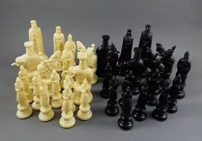 Vintage Kingsway Florentine Replica 11th Century Figures Chessmen Set 1940's • $24.95