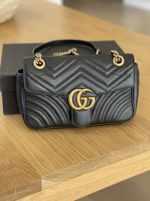 $2500 • Buy Gucci Marmont Bag
