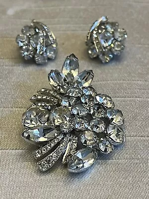 Vintage Large White Rhinestone Brooch & Matching Clip On Earrings • $49.99