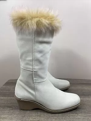 MAXINE OF CANADA BOOTS Womens 10M Off White Suede Fur Trim  Wedge • $32