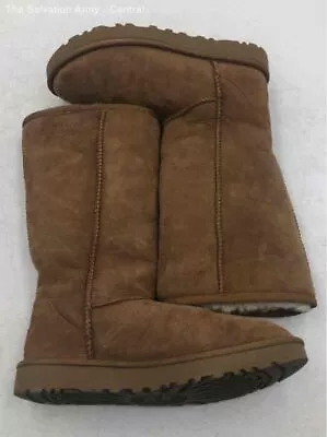 UGG Womens Classic Tall Tan Suede Round Toe Mid-Calf Snow Boots Size 6 • $7.99