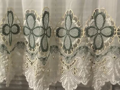 Vintage 4-Panels Half Curtains Kitchen Curtains Floral Lace 35 X34  Each Panel • $40