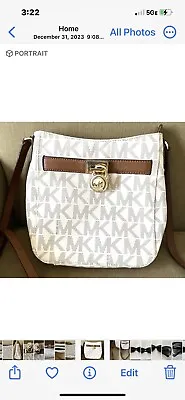 Michael Kors Hamilton Travel Messenger Crossbody Bag (n011824) • $44