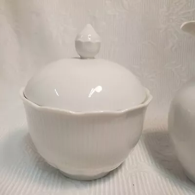 Kaiser Romantica All White - Sugar Bowl With Lid -Excellent Condition  • $15