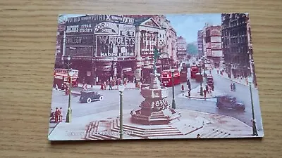 Vintage Piccadilly Circus London  Post Card Posted 1950 Photochrom Co Ltd • £2.99