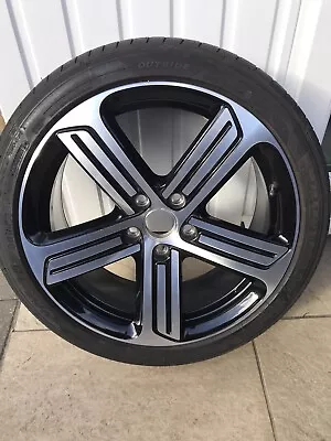 VW Golf 18 Inch Cadiz Alloy Wheel • £150