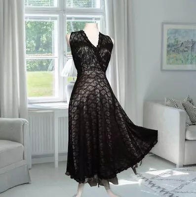 £34.99 • Buy Laura Ashley Black Dress Size 12 Midi Lace Overlay Net Tulle Hem V-neck VGC