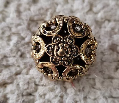 $3.49 • Buy Three Gold Shank Buttons NEW 7/8  Wide Used For Apparel/costuming