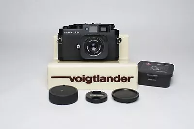 NEAR MINT Voigtlander Bessa R3A With 35mm 2.5 - Black - Film Tested - + Extras • $1800