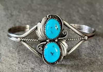 BEAUTIFUL Vintage Native American Navajo Turquoise Sterling Silver Bracelet • $175