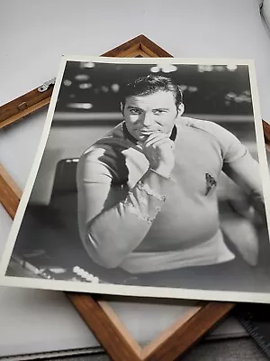 Original Star Trek Cast William Shatner As Captain Kirk  8x10 Photo W Frame. • $39.99