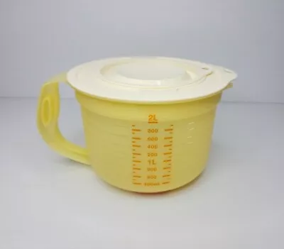 TUPPERWARE Mix N Store Mixing Measuring Jug 2L Bakeware Accessory Bake 2 Basics  • $38