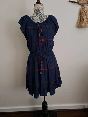 $35 • Buy Tigerlily Peasant Style Dress Size 10