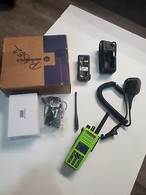 Motorola XPR7550 UHF Radio 403 - 512 MHz W/ Box And Accessories USED  As Is  • $450