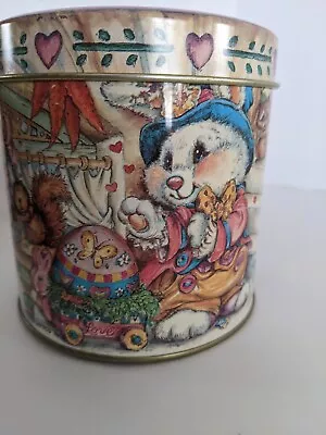 Vintage Giftco. “Bunny Hutch” Tin  Oval Container - Signed D. Wohlrab • £11.58