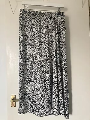 Zara Black & White Leopard Print 100% Polyester Midi Skirt Size Large Sold Out • £0.99