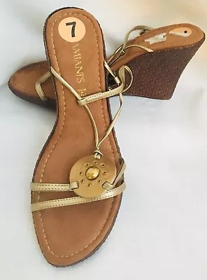 Shoes DAMIANI'S Wedge 3 1/2 Heel Sandals SILVER GOLD BRONZE METALLIC Medallion 7 • $34.99