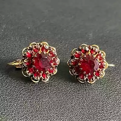 EUC Pair Vintage Sarah Coventry Ruby Red Rhinestone & Gold Tone Clip On Earrings • $35