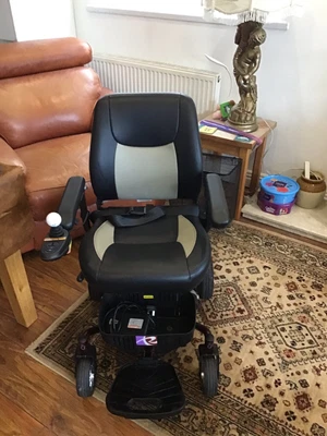£350 • Buy Roma Medical Reno 11 Electric Wheelchair
