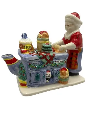 Vintage Cardinal Tee Nee Tea Pot Mrs Claus Baking Christmas Cookies Figurine *** • $18.99