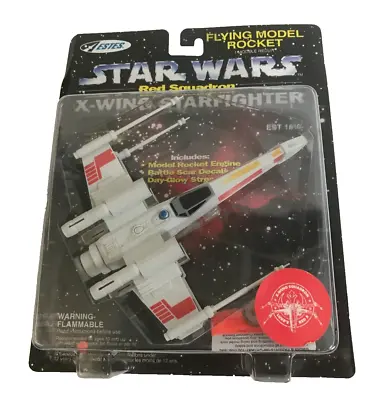 Star Wars Red Squadron X-Wing Starfighter Luke's Red 5 Flying Model Rocket  • $9.99