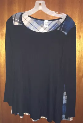 Sun & Moon Sz M White Blue Black Plaid Long Sleeve Shirt Blouse • $32.99