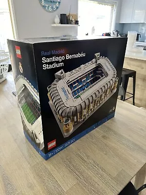 LEGO Icons Real Madrid – Santiago Bernabeu Stadium 10299  Brand New Sealed • $599