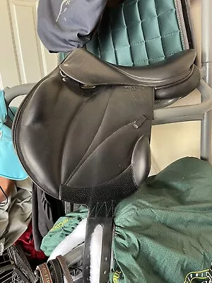 Voltaire Lexington Monoflap Saddle • $3000