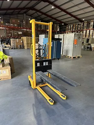 Manual Pallet Stacker 2000KG Limit  • £850