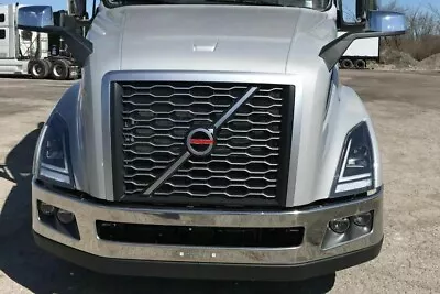 2018+ Volvo Vnl Clad Bumper W/Fog Light Cutouts Swo F/22.5 Diameter Tire # 16556 • $1005.35