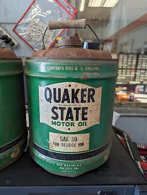 (1) 1950s Vintage Quaker State 5 Gallon Motor Oil Can W/ Wood Handle  • $124.99