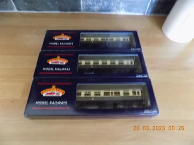 £17 • Buy 3 Bachmann GWR Collett Coaches In Chocolate And Cream. Brand New.