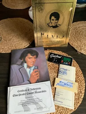 Official Elvis Presley Collection Concert Photo Album 1977 • $19.99