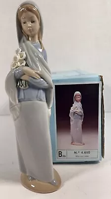 Lladro 4650 Figurine Girl With Calla Lilies Standing 9  Tall Glossy Retired 1998 • $67.79